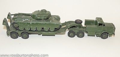 Vintage-Dinky-Toys-651-Centurion-Tank-and-660.jpg