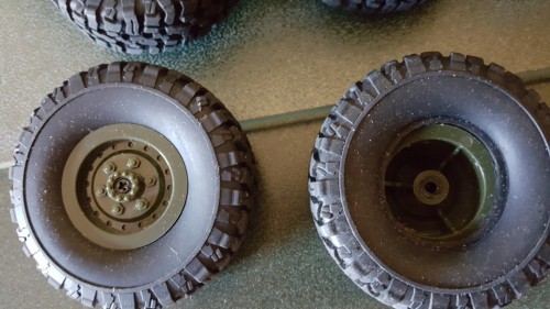 Half screws and half axles still in the rims