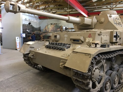 Pz IV Ausf G front- left view