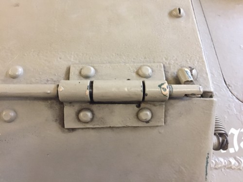 Pz IV Mudguard hinge detail