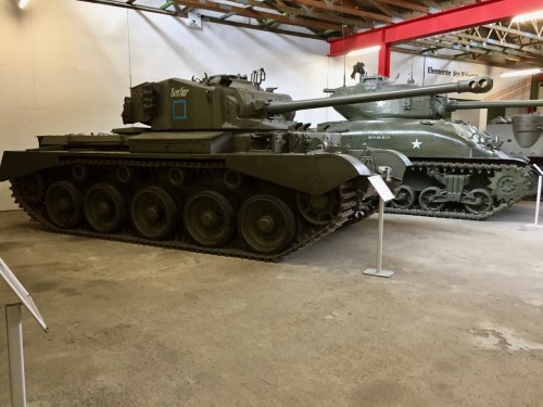 1. Comet- Munster Museum.jpeg (331.92 KiB) Viewed 3577 times Comet profile