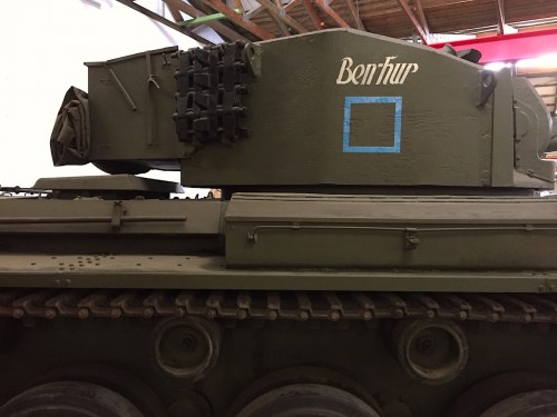 10.Comet- Turret and r.h.storage bin.JPG (263.02 KiB) Viewed 3577 times Turret profile and r.h. storage bin.Comet A34