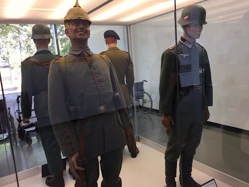 Munster PanzerMuseum- Uniformed Figures