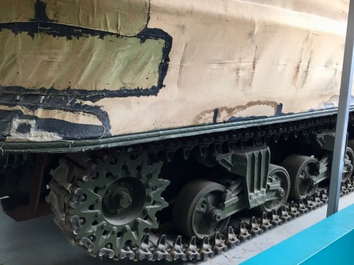 Sherman DD at Bovington. Right Hand sprocket array