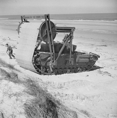 Churchill AVRE- Bobbin- carpet layer IWM pic