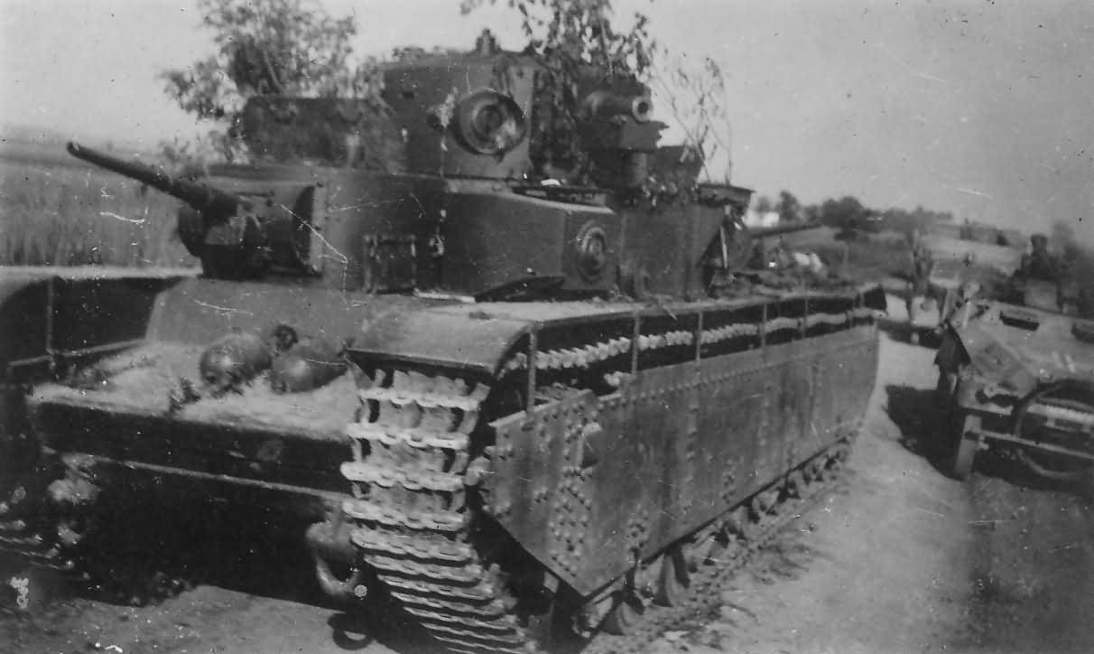 T-35_soviet_heavy_tank_29.jpg