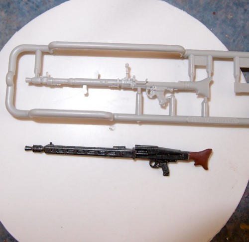 MG34 on sprue.