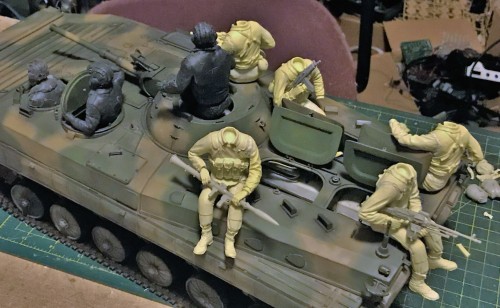 BMP-1 Soviet VDV infantry 1/16