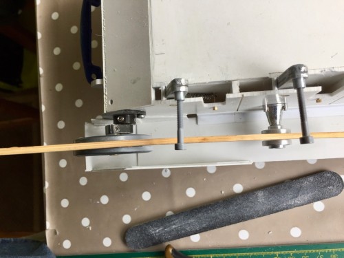 Comet build-Return Rollers-C.jpeg (223.49 KiB) Viewed 2642 times Checking return roller and idler alignment.