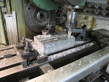 Machining recess for floor plate