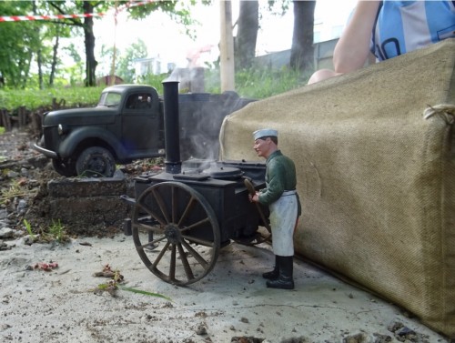 Model Field Kitchen