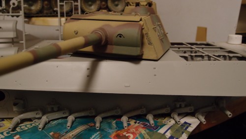 PB165472.JPG (188.35 KiB) Viewed 2780 times Rain guard wrong shape, its for mantlet without chin
