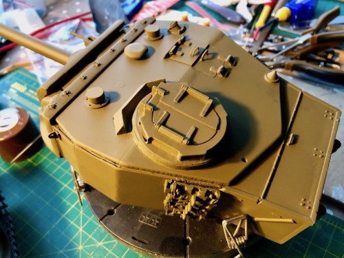 Turret-side view with tracks and storage box details