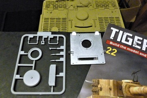 Hachette Mid Late engine deck Issue 22.jpg (214.13 KiB) Viewed 4873 times Hachette Mid - Late engine deck set Issue 22. click for larger image