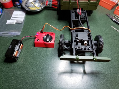 Servo test setup and proportional steering is working.jpg