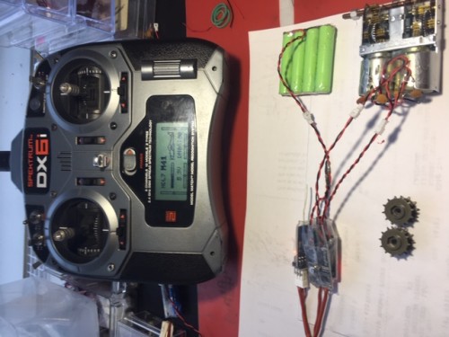 this is the finished setup ready to be installed. It can use 4 to 6 ni-mh cells as well as 2s lipo.
