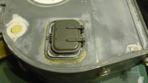 Tamiya Loaders Hatch.jpg (149.54 KiB) Viewed 3918 times Tamiya Loaders Hatch compared to HL version