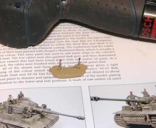 P5273345.jpg (305.4 KiB) Viewed 3155 times C hook drilled for fine bolts.