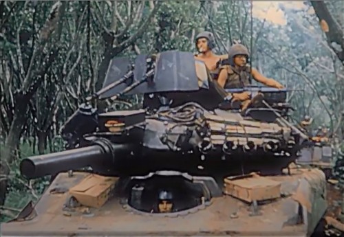 M551 Sheridan Airborne light tank - Vietnam - build