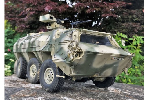 RC 1/16 TPz-1 Fuchs 6x6 transportPanzer on Ludwig base kit build