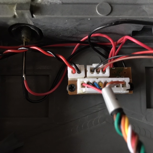 Hull connections 8, 3 &amp; 2 pin