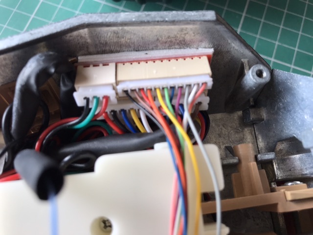 Turret internal Plug connections