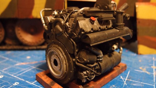 Trumpeter 1/16 Panther engine.