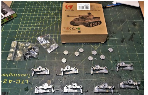 RC 1/16 Sd.Kfz. 165 Hummel Late Production - Build