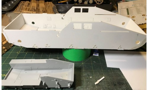 RC 1/16 Sd.Kfz. 165 Hummel Late Production - Build