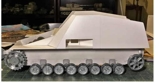 RC 1/16 Sd.Kfz. 165 Hummel Late Production - Build