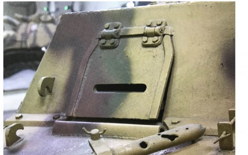 RC 1/16 Sd.Kfz. 165 Hummel Late Production - Build