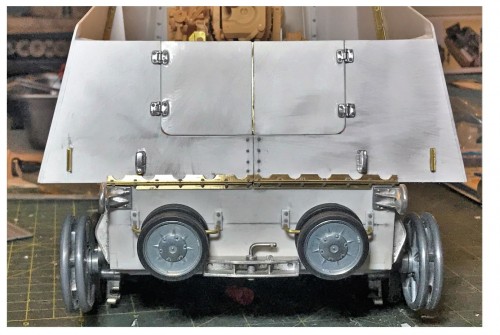 RC 1/16 Sd.Kfz. 165 Hummel Late Production - Build