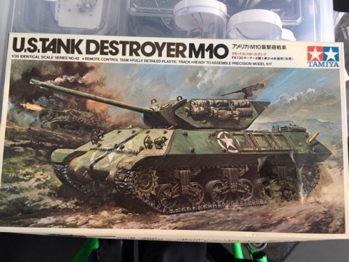 This M10 Kit has the rare &quot;narrow width gearbox&quot; which works in the Panzer II.