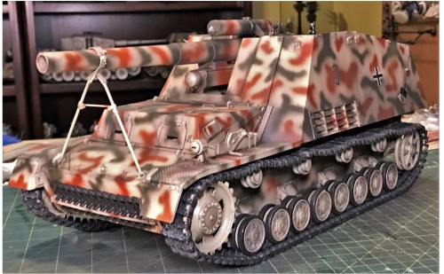 RC 1/16 Sd.Kfz. 165 Hummel Late Production - Build