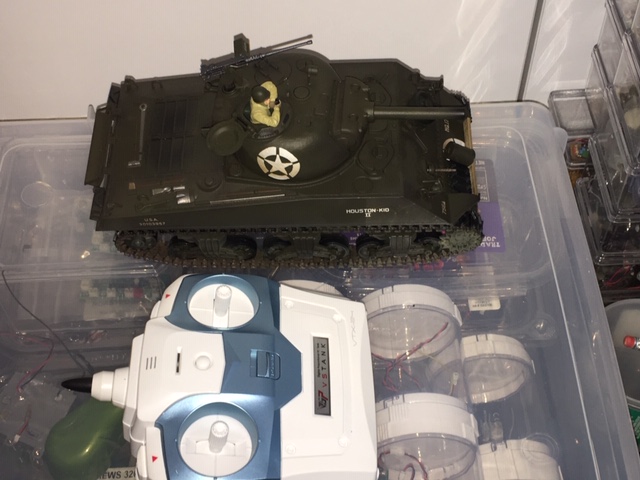 1/24 Vs Tank M4 Sherman will also be converted to HL radio with IR battle function.