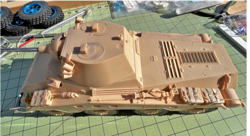 1/16 RC Sd.Kfz. 234/2 Puma armored car - build