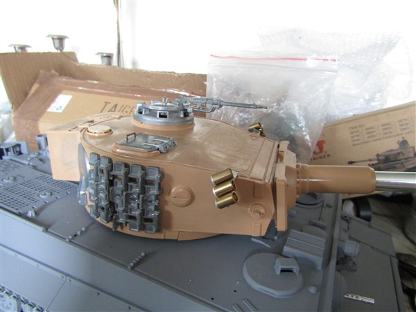 Tiger gun 001 (600 x 450).jpg