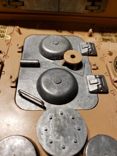 Found and installed the 3rd Hatch swivel pin and scribed around the edges of all three lock bars.jpg