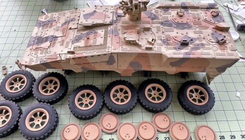 RC 1/16 GTK Boxer 8x8 Armoured Fighting Vehicle - Build