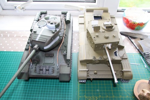 Torro metal Ed T34/85 and Cromwell Mk IV