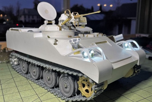 RC 1/16 M113 Lynx Command and Recon tank - build