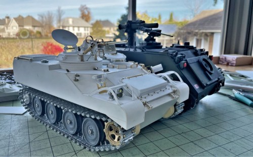 RC 1/16 M113 Lynx Command and Recon tank - build