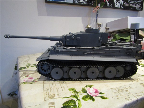 Tiger 1 kit 002.jpg