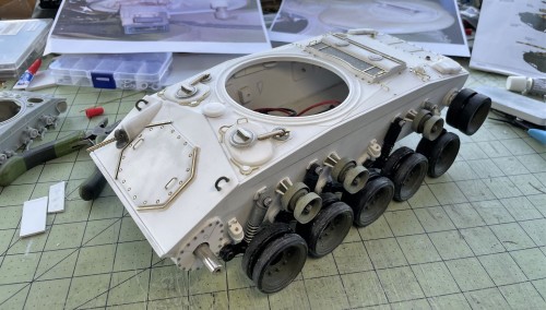 RC 1/16 M-24 Chaffee light tank- Dien Bien Phu 1954 - Build