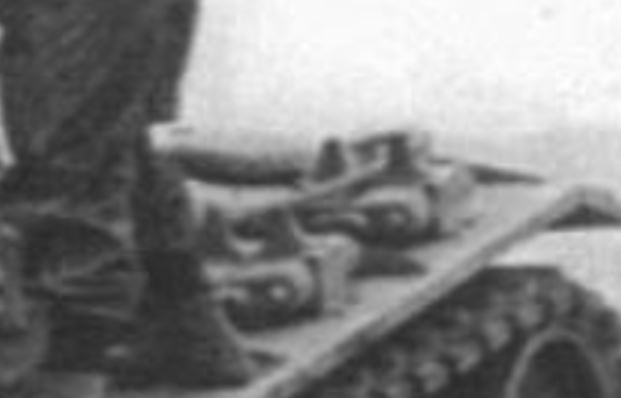 RC 1/16 M-24 Chaffee light tank- Dien Bien Phu 1954 - Build